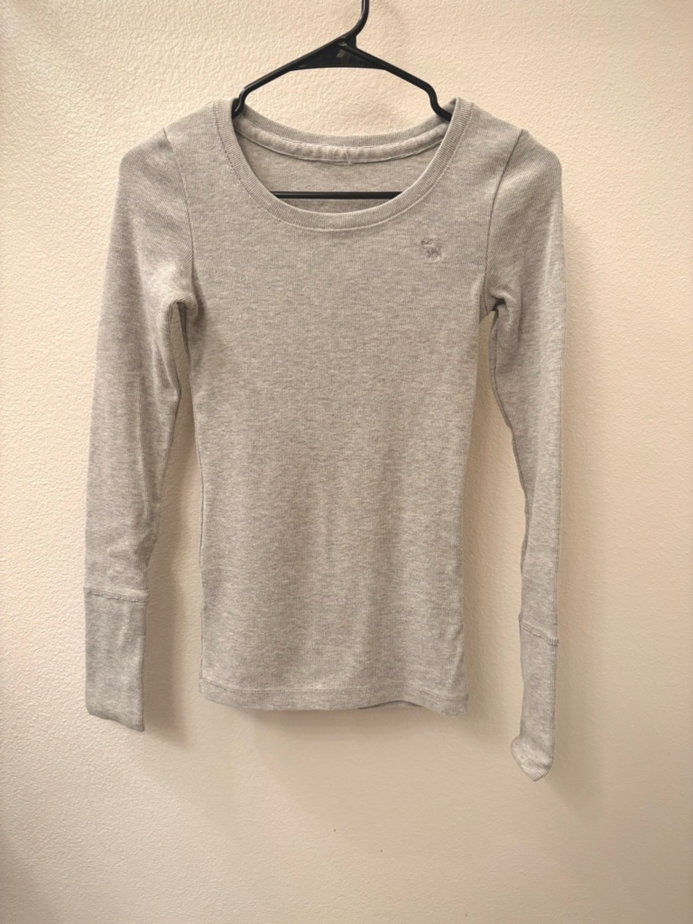 Abercrombie kids grey long sleeve